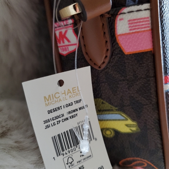 Michael Kors Crossbody -Road Trip - Picture 4 of 4